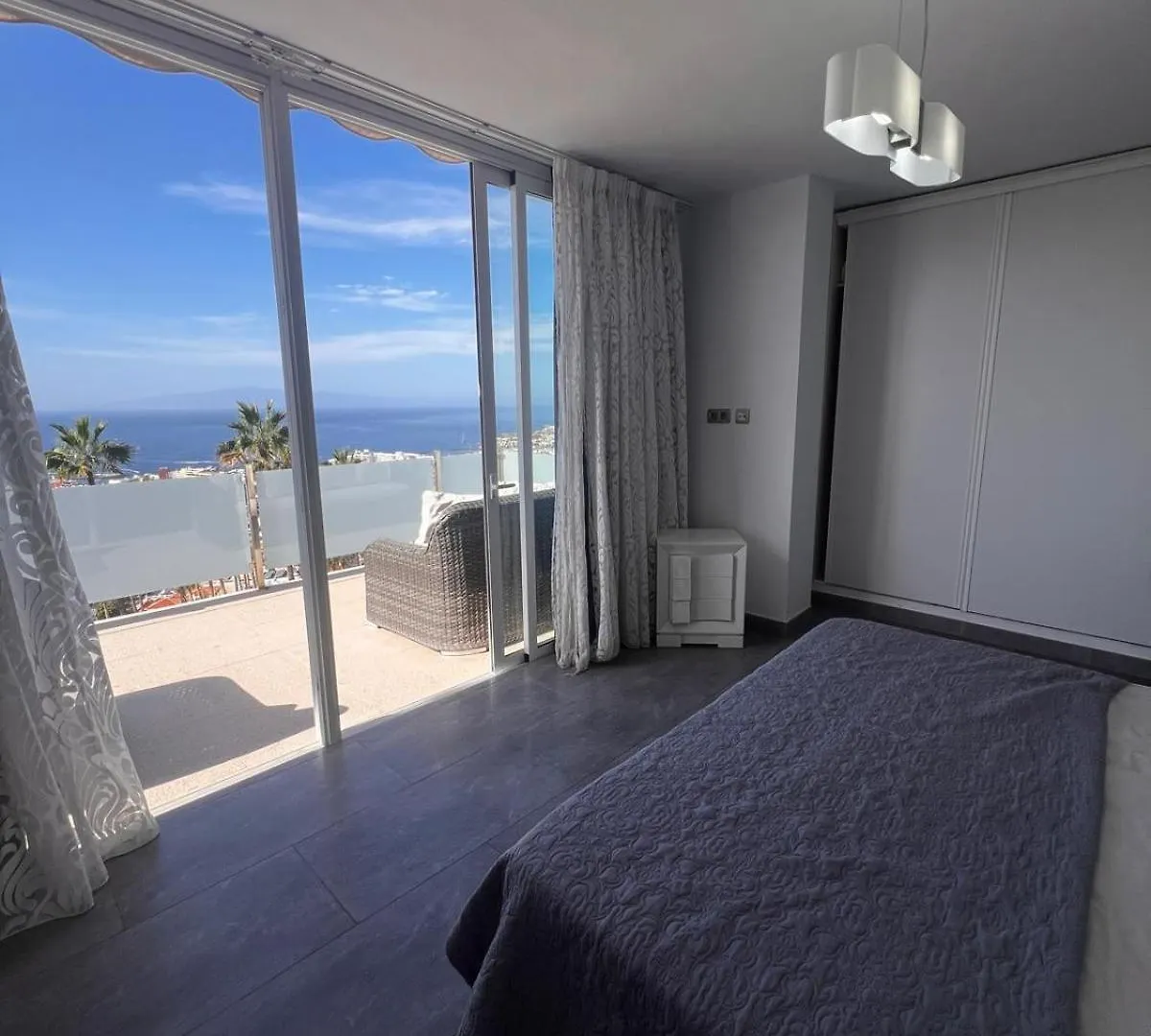 Karat Villa Pyrite Costa Adeje